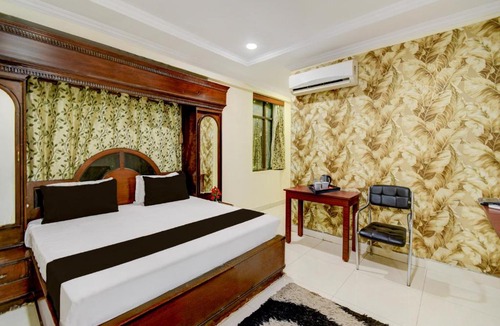 Ramagundam Hotel | Super Townhouse Godavarikhani Bus Terminal Formerly Sai Leela Residency