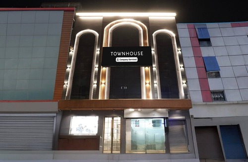 Karol Bagh House | Super Townhouse Karol Bagh