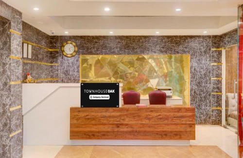 Danapur Hotel | Super Townhouse Oak Amity University Patna Formerly The Golden Crown