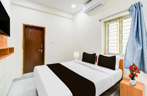 LB Nagar Hotel | Super Townhouse Oak Kamineni Bus Stop