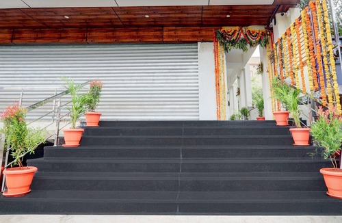 Warangal House | Super Townhouse Oak Public Garden