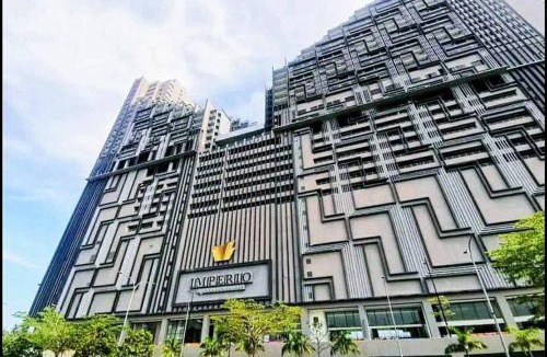 Taman Melaka Raya Apartment | SuperPrivateSPAJacuzzi#UnblockFullySeaView#2bedrooms#Netflix#FreeParking#Balcony#ImperioResindece