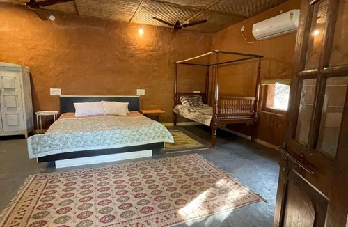Pandharkawada House | Surbahar Tipeshwar