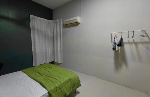 Kampung Gudang Rasau House | Suri Homestay