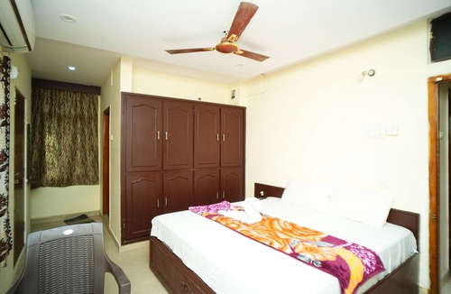 Kakinada Hotel | SV Grand