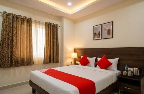Tirupati Hotel | svnstay