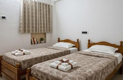 Tirupati Hotel | svnstay
