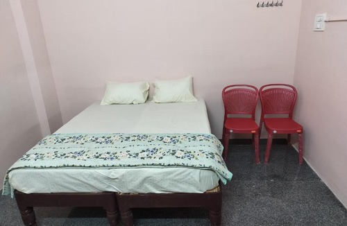 Badami Hotel | Swarna Lodge