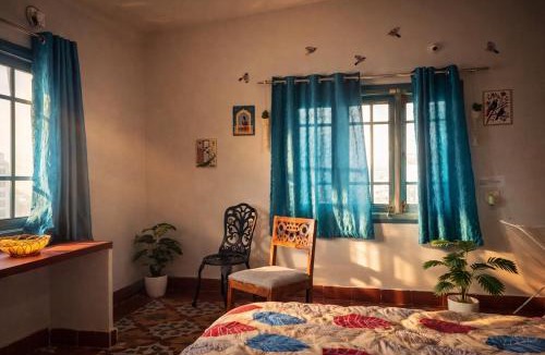 Serilingampally Apartment | Sweet 16 Studio Vintage 1RK Near DLF Street
