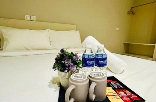 Kajang Hotel | Swing & Pillows - Kajang, Selangor