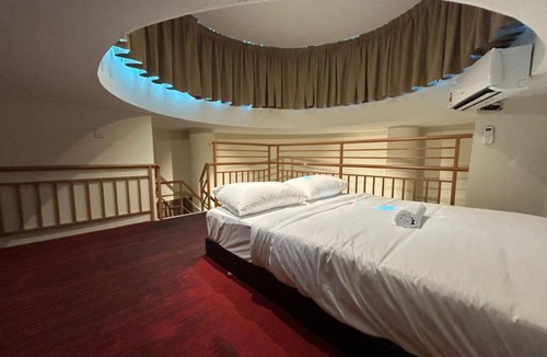 The Strand Hotel | Swing & Pillows - Kota Damansara