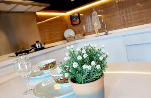 Seri Kembangan Apartment | Symphony Tower Studio # 4 with balcony