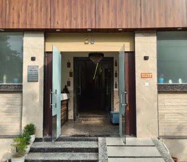 Taj Ganj House | Taj Belleza Vista Near Taj East Gate Metro