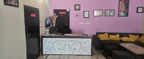 Rakabganj Bed & Breakfast | Taj Guest House