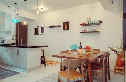 Padang Matsirat House | Tara Muda with a large swimming pool sea views- sought after area- wifi included