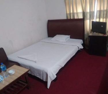 Uttara Hotel | Taz Garden House