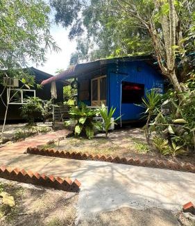 Lubok Buaya House | Ted Guesthouse