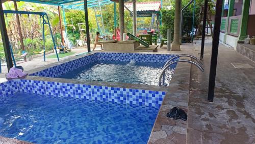 Kampung Tok Kamis House | Teratak Cikgu Roomstay