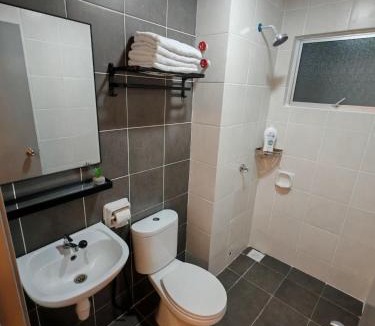 Ijok House | Teratak khailaa homestay puncak alam - No pork, no smoking,no alcohol,no pet