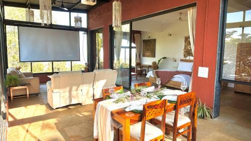 Medha Hotel | Terra on a hill