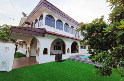 Klebang Besar Villa | TF Klebang Private Pool Villa by Jeffery Lam Home Management
