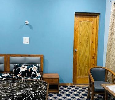 Srinagar House | The Aastana