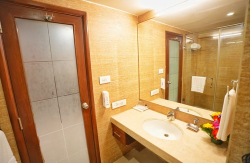Kondapur Hotel | The Altruist Hitech Hotel