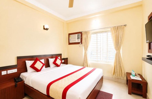 Puri Hotel | The Annapurna Resort Hotel & Restaurant - Walking From 100m From Sea Beach, Free Wifi, Parking Available ! Luxury & Best Hotel in Puri