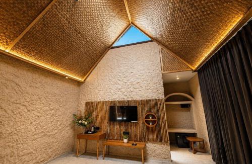 Bhopal Hotel | The Ark Resort