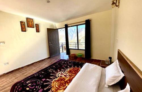 Gobind Dham Hostel | The Auli Hostel