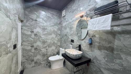Bhowali Apartment | The Bhowali Nest 2BHK Near Kaichi Dham and Nainital