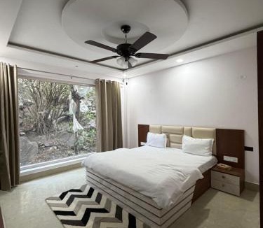 Kumarhatti Bed & Breakfast | The Bialto by Asemont Estate