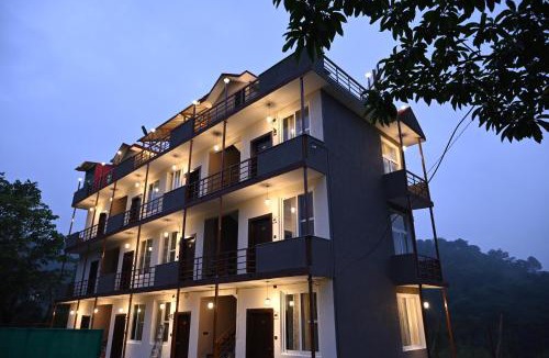 Naukuchiyatal Hotel | The Blossom Glee