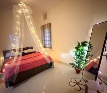 Lalkothi Apartment | The Blunt House