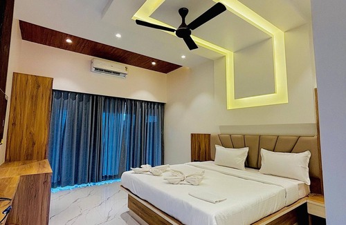 Medha Hotel | The Breeze Valley