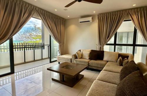 Kuantan Villa | The Casarina Seafront Villa Kuantan at Swiss Garden Resort Residences