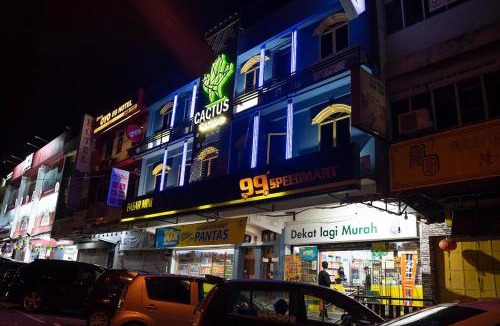 Taman Johor Jaya Hotel | The Colony by Cactus Hotel Johor Jaya