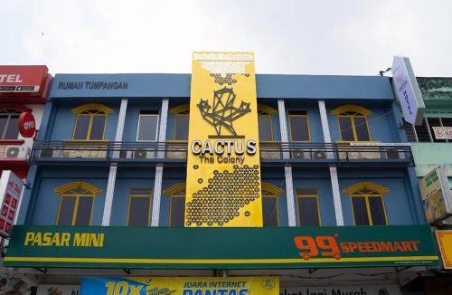 Taman Johor Jaya Hotel | The Colony by Cactus Hotel Johor Jaya