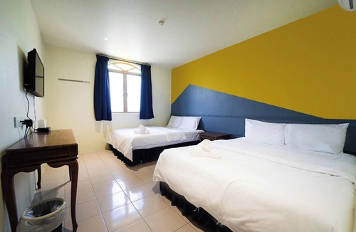 Taman Johor Jaya Hotel | The Colony By Cactus Hotel Johor Jaya