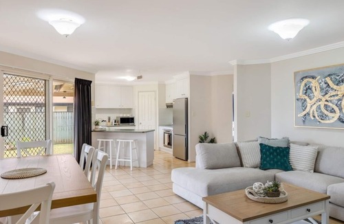 Middle Ridge House | The Complete Package, Near Gabbinbar!