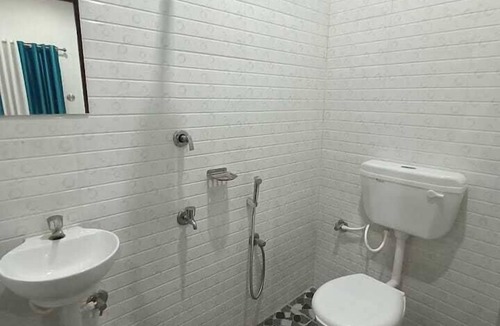 Sualkuchi House | The Corner Inn