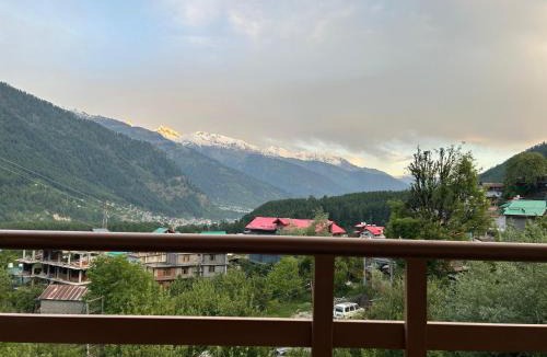 Old Manali House | The Den Inn