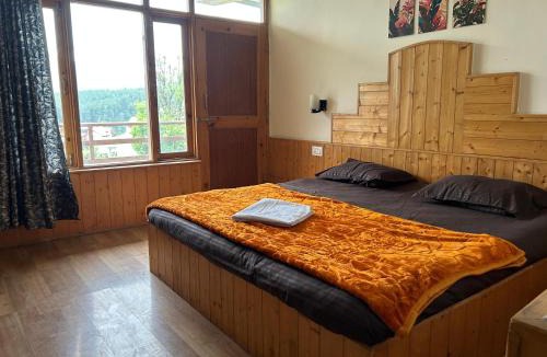 Old Manali House | The Den Inn