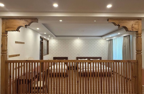 Hunder Hotel | The Dune Escape