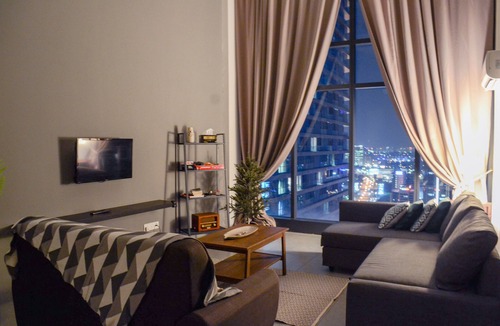 Mutiara Damansara Apartment | The Dwellings - Cormfy & cozy short break getaway