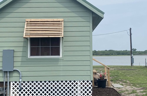 Dinero Cabin | The Eclectic Hummingbird