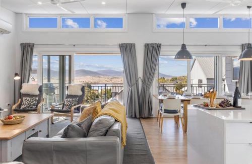 Jindabyne House | The Elements West