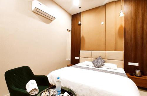 Ludhiana Hotel | THE ELITE REGENCY - A Premium Hotel By Crowne Group - Adjoining MBD Mall Ferozepur Road