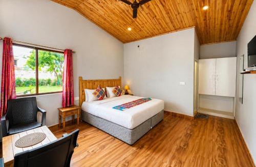 Bail Parao Resort | The Evergreen Hotel