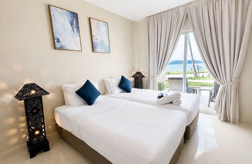 Pantai Tengah Hotel | The Frangipani Langkawi Resort & Spa